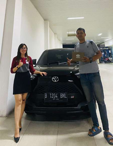 sales toyota tangerang selatan
